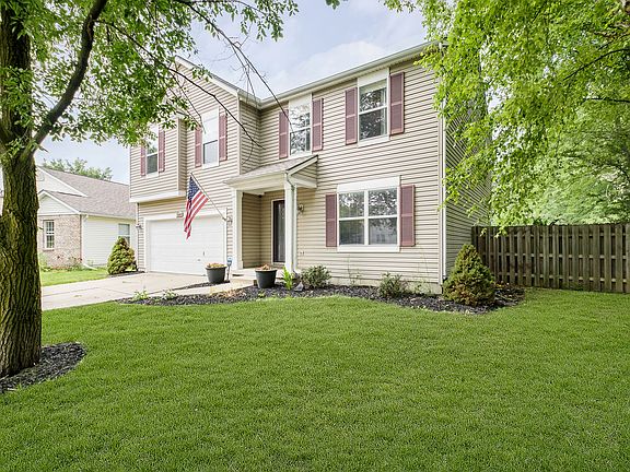3rd image of 17057 Newberry Ln