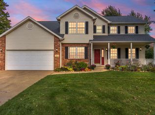 1671 Ruby Ct, Hobart, IN 46342