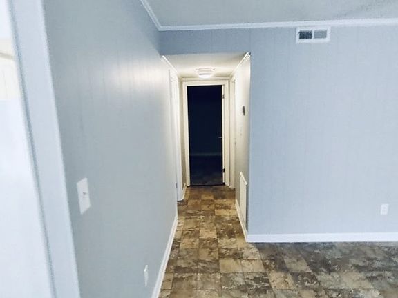 5th image of 100 Westmeadows Dr #101-C