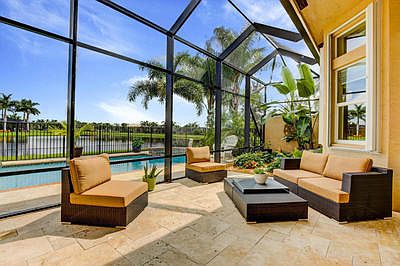 Clayton Mnr Covered Patio 2