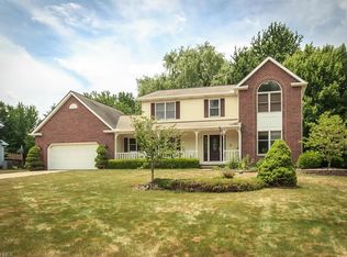 6734 Rolling Acres Ct, Painesville, OH 44077