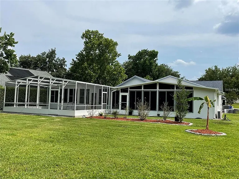 1858 N Prairie Dunes Ct — Photo 16