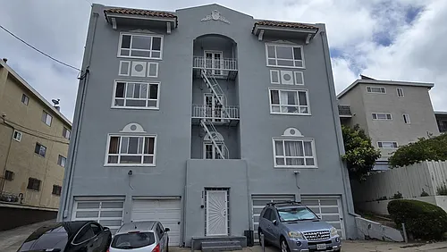 2 bed, 1.0 bath, 800 sqft, $2,450 Photo 1 2 bed, 1.0 bath, 800 sqft, $2,450 Photo 1