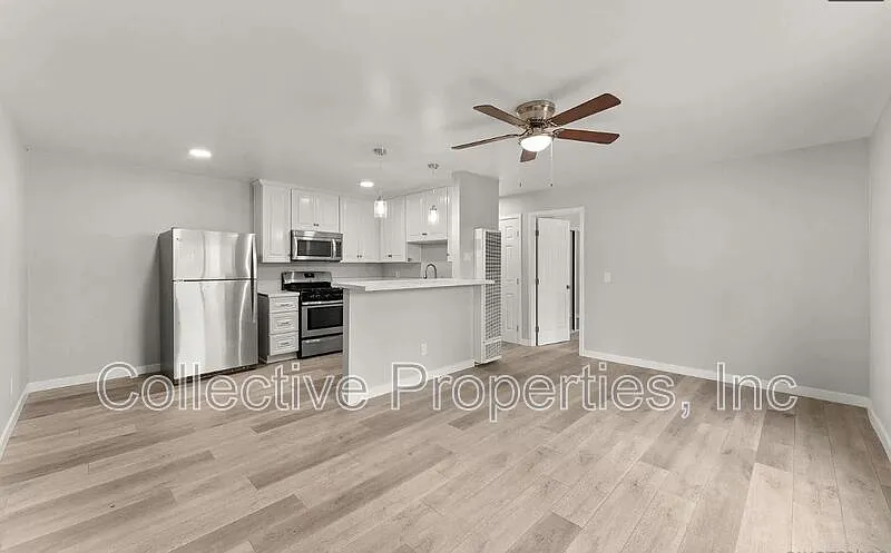 2 bed, 1.0 bath, 752 sqft, $2,049 — Photo 3