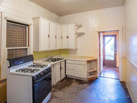 4th image of 1568 7th Street