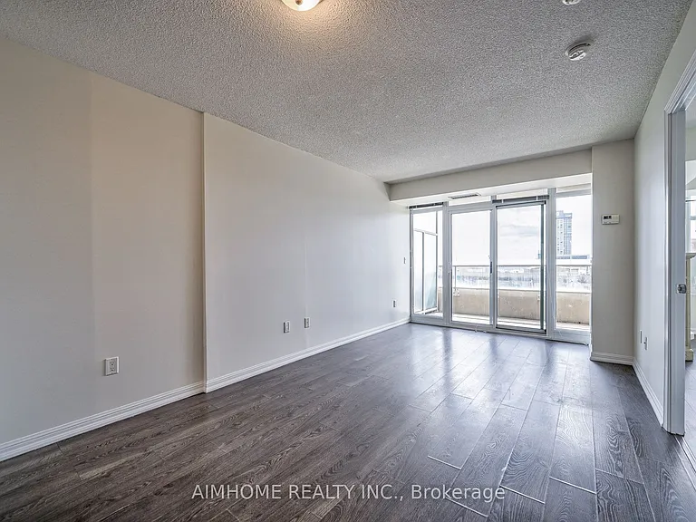 65 Liberty St #504 — Photo 2