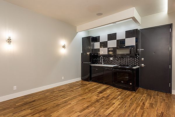 1st image of 834 Quincy St #2B