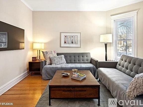 3rd image of 1435 W Foster Ave #1