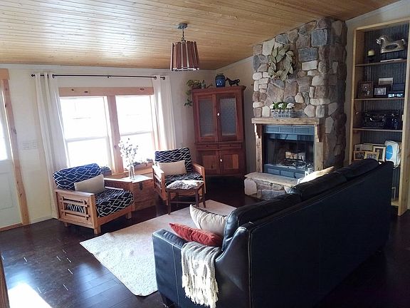 4th image of 10603 Valley View Dr