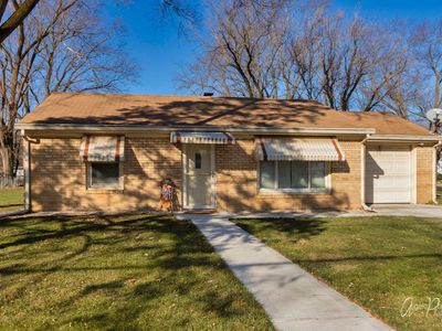 3014 W Lincoln Rd, McHenry, IL, 60051