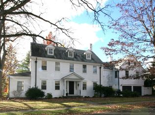 5 Oakland St, Bristol, CT 06010