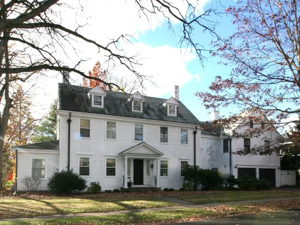 5 Oakland Street, Bristol, CT 06010