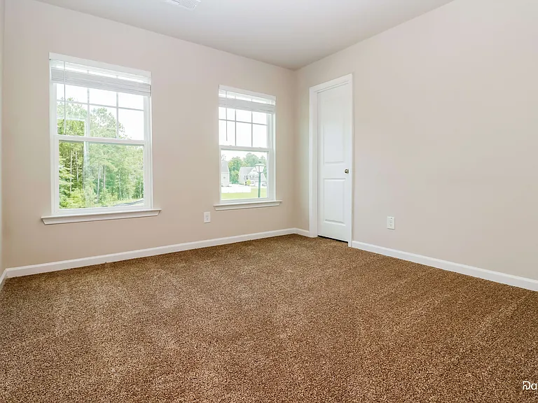 221 Sugarberry Ln — Photo 9