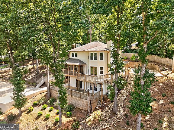 3rd image of 6185 Timberidge Dr