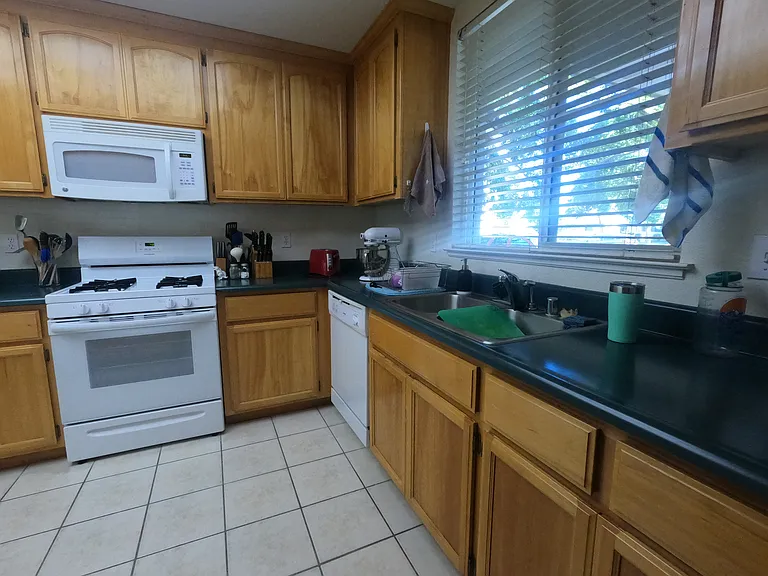 4614 Cowell Blvd — Photo 3