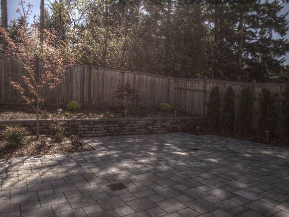 Large entertainment patio