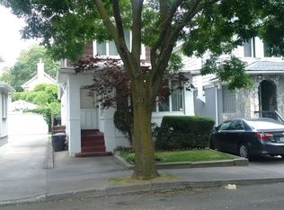 1715 E 22nd St, Brooklyn, NY 11229