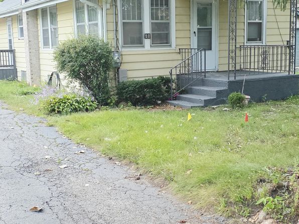 44 Oak Knoll Dr