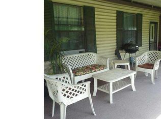 97 Jackson Rd, Gilbertsville, PA 19525