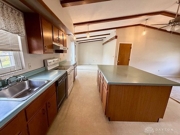 3rd image of 1235 Marwood Dr