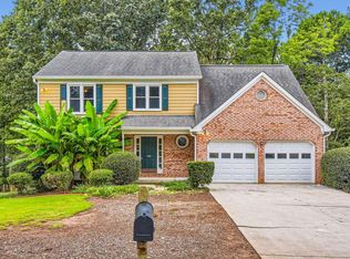 909 Colony Creek Dr, Lawrenceville, GA 30043