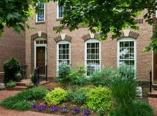 8000 Reserve Way, Vienna, VA 22182