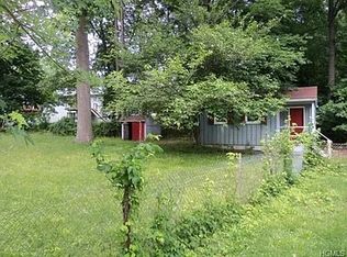 11 Sherwood Ave, Spring Valley, NY 10977