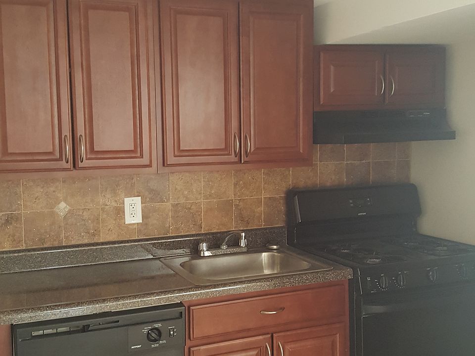 2nd image of 6 Tonnele Ave APT 107