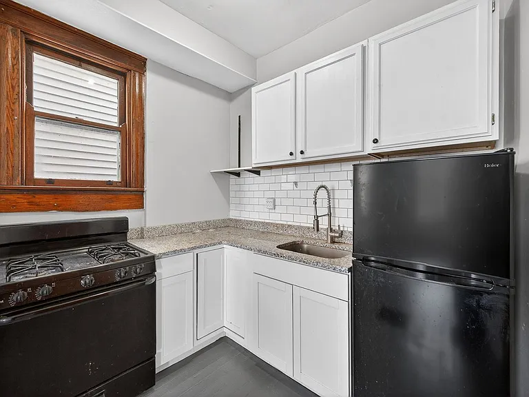 2339 Rohs St #1F — Photo 10