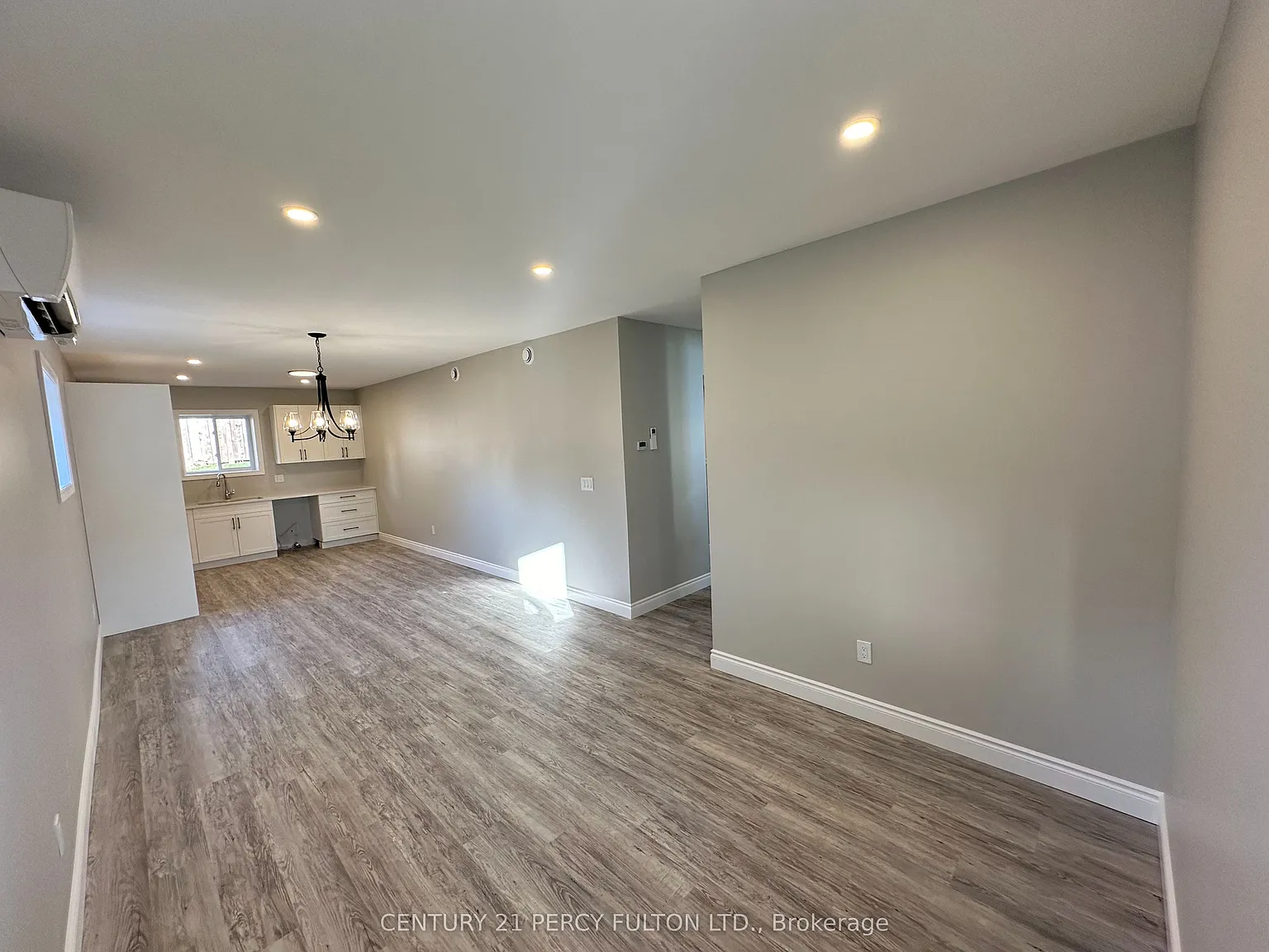 2 bed, $1,790 — Photo 4