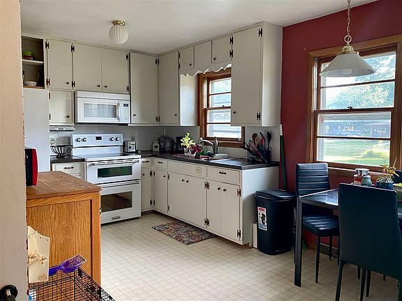 3rd image of 603 N 13th St