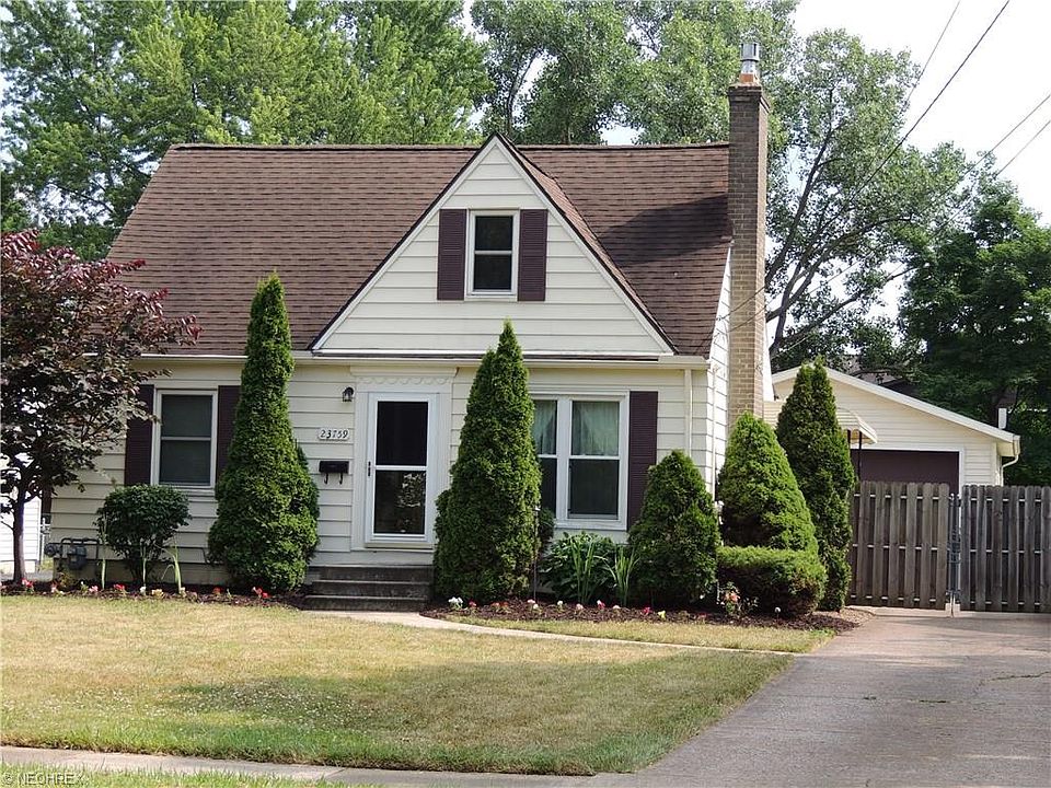 1st image of 23759 Lucille Dr