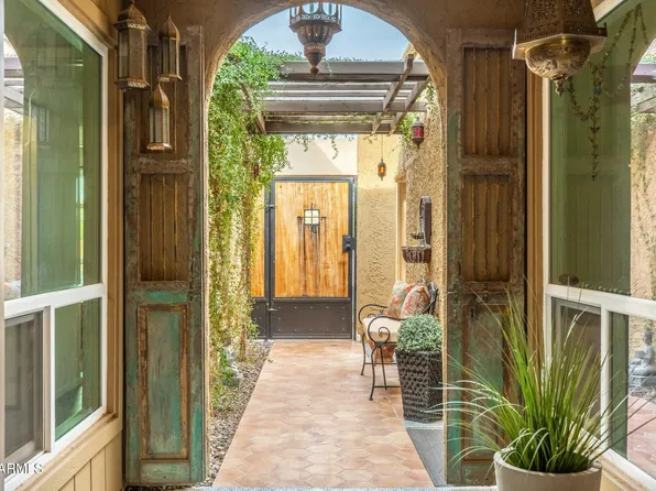 9209 E CITRUS Lane N, Sun Lakes, AZ 85248