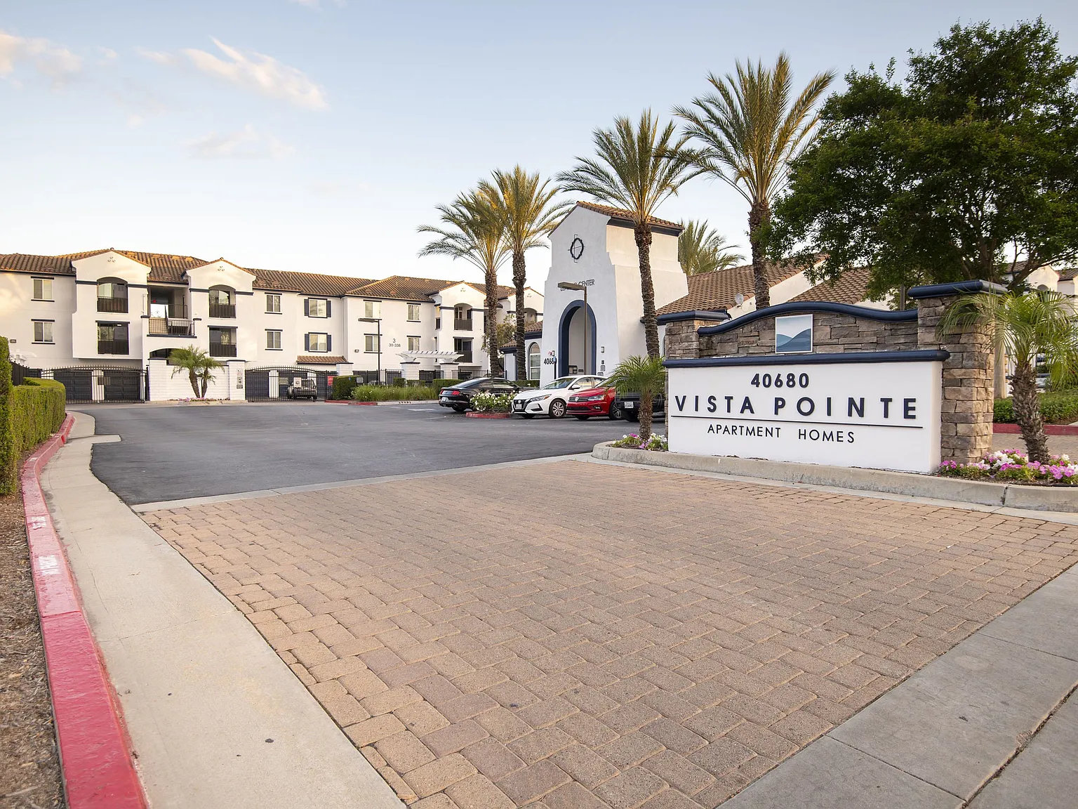 Vista Pointe — Photo 2