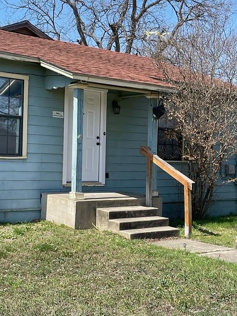 1st image of 2219 S Hackberry St