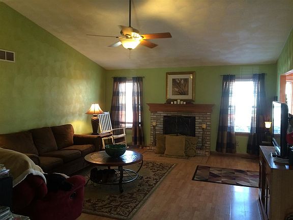 3rd image of 587 Purple Sage Dr
