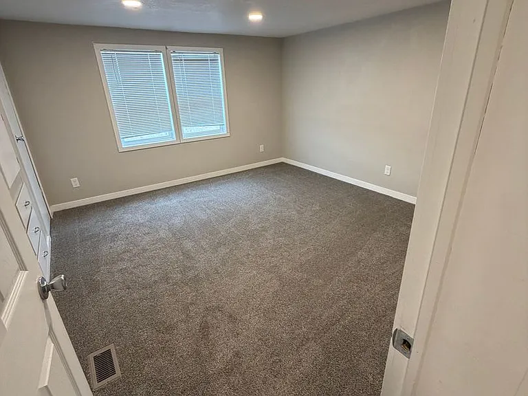 2705 Rex Anne Way — Photo 3
