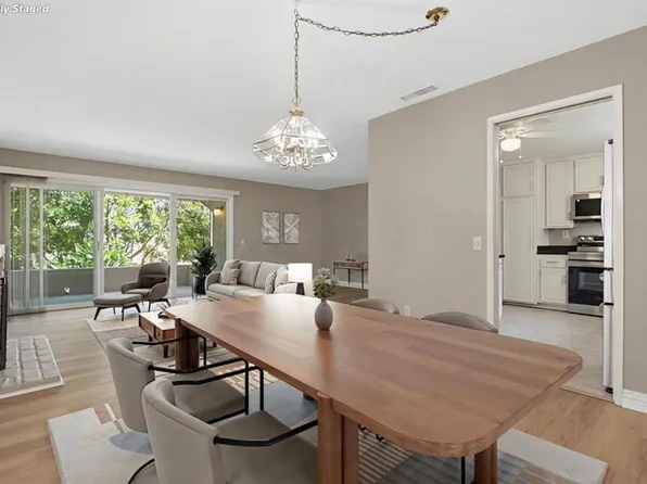 17439 Plaza Otonal, San Diego, CA 92128