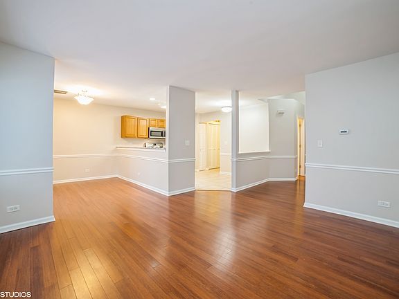 2nd image of 2028 Orchard Ln