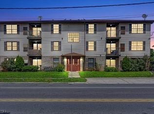 535 Bayway Ave #1B, Elizabeth, NJ 07202