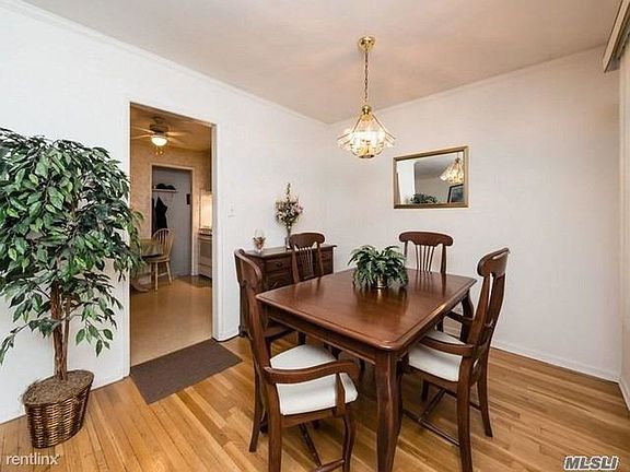 0004_825991330_large