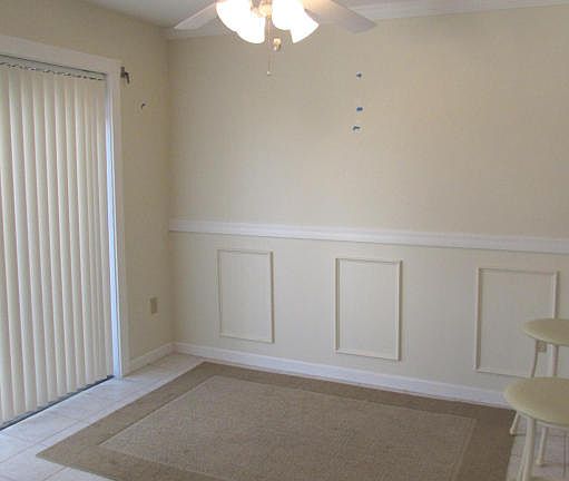 4th image of 3275 Sea Oats Cir