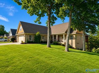 1211 River Ridge Dr, Guntersville, AL 35976