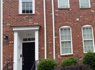 1927 Winpole Ln, Charlotte, NC 28273