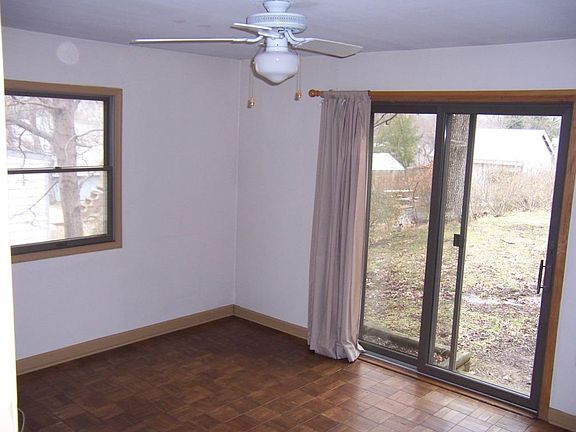 5th image of 3612 Heather Ct