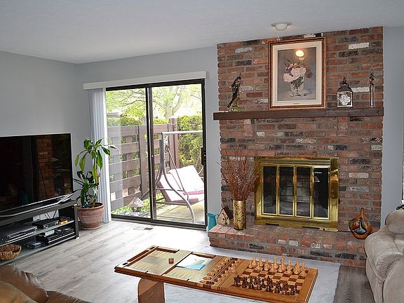 2nd image of 32515 Jefferson Dr #14