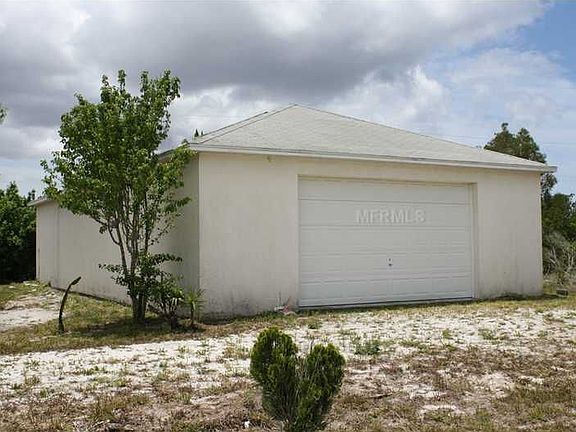 3rd image of 27381 Aloha Dr