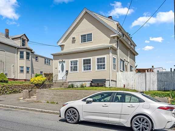 3rd image of 197 Mountain Ave