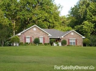 131 Laura Lake Rd, Vicksburg, MS 39180