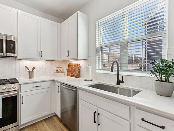4th image of 245 Asher Hills Ct #245